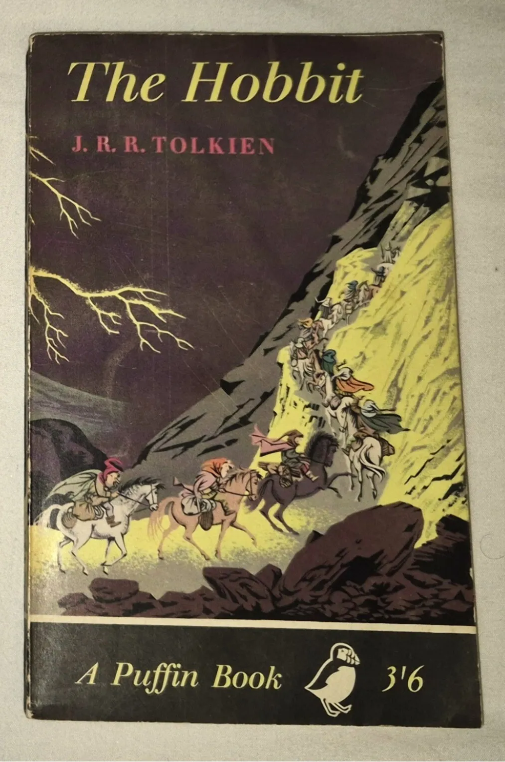 J.R.R. Tolkien, The Hobbit 1961, First Puffin Paperback