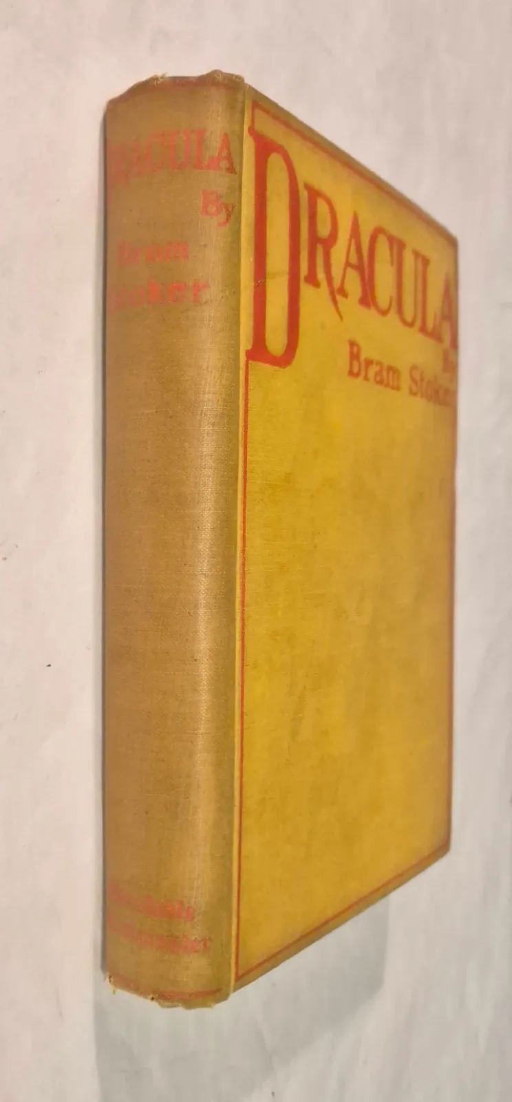 Bram Stoker, Dracula 1897 1st/1st, Graham Greene's signed Personal copy.